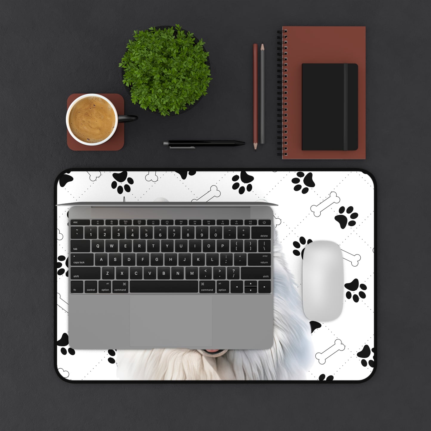 Samoyed Desk Mat
