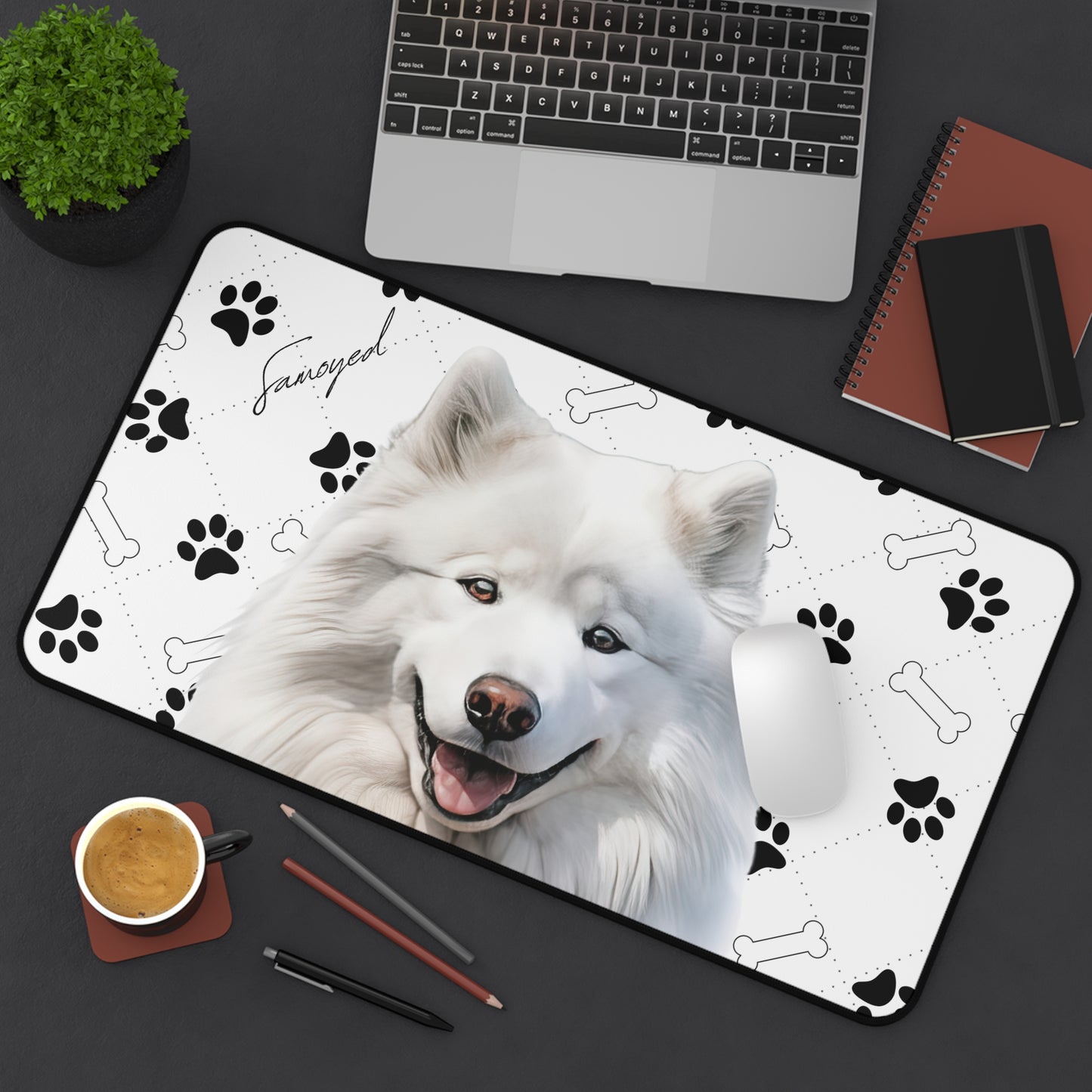 Samoyed Desk Mat