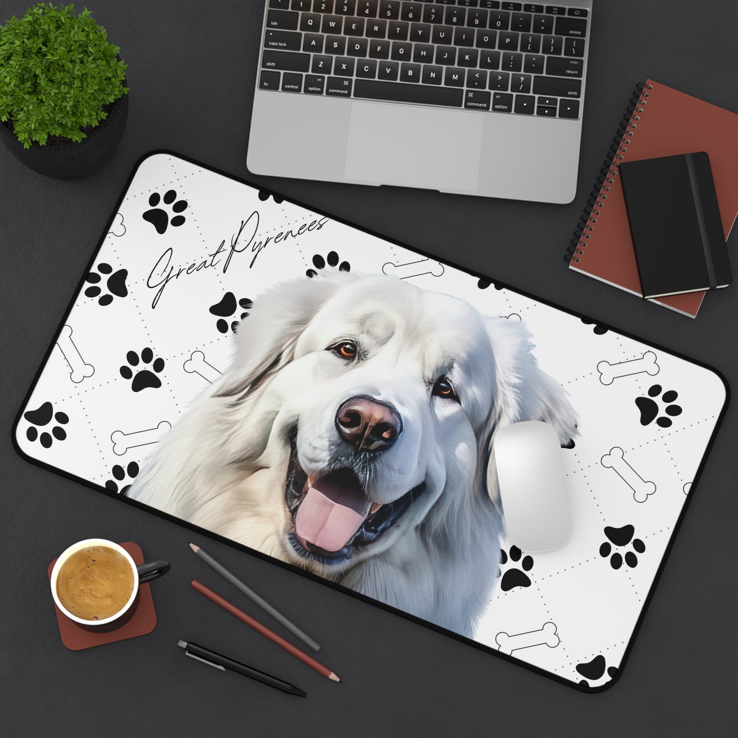 Great Pyrenes Desk Mat