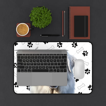 Great Pyrenes Desk Mat