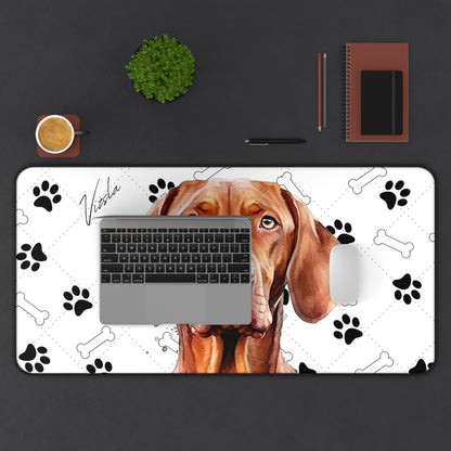 Vizsla Desk Mat