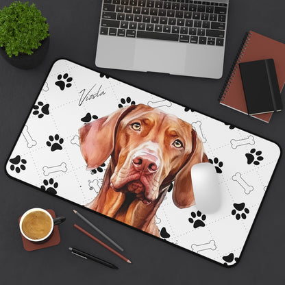 Vizsla Desk Mat